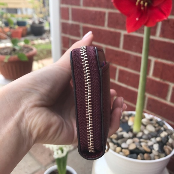 KATE SPADE ♠️ SMALL KEY CONTINENTAL WALLET - Picture 3 of 6